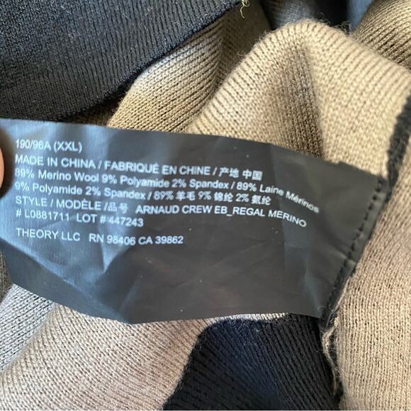 Theory Arnauld Mens Long Sleeve Black
Tan Crew Neck Knit Sweater size XXL - Picture 7 of 7